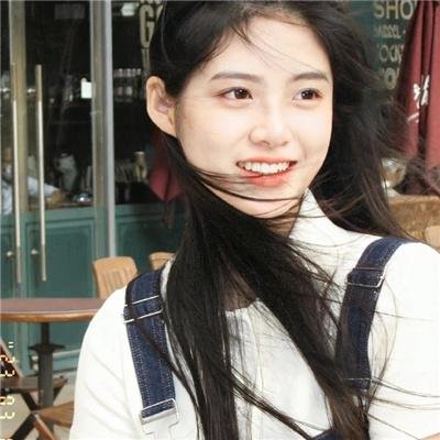 当红小花深夜密会神秘女子，一夜之间内幕曝光，公司火速否认