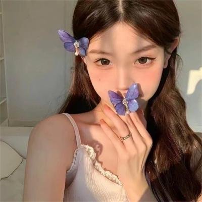 当红小花又出大瓜：素颜现身菜市场，好友出面澄清，整整一周